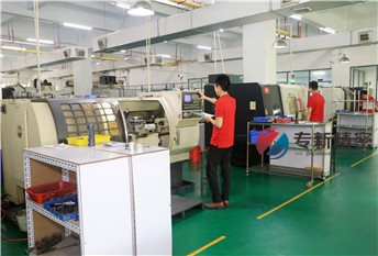 CNC lathe accuracy up to +/-0.01mm