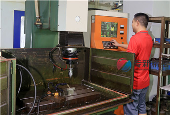 Sparker tolerance +/-0.08mm